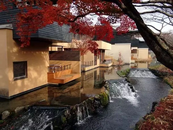 虹夕諾雅室外溫泉設(shè)計